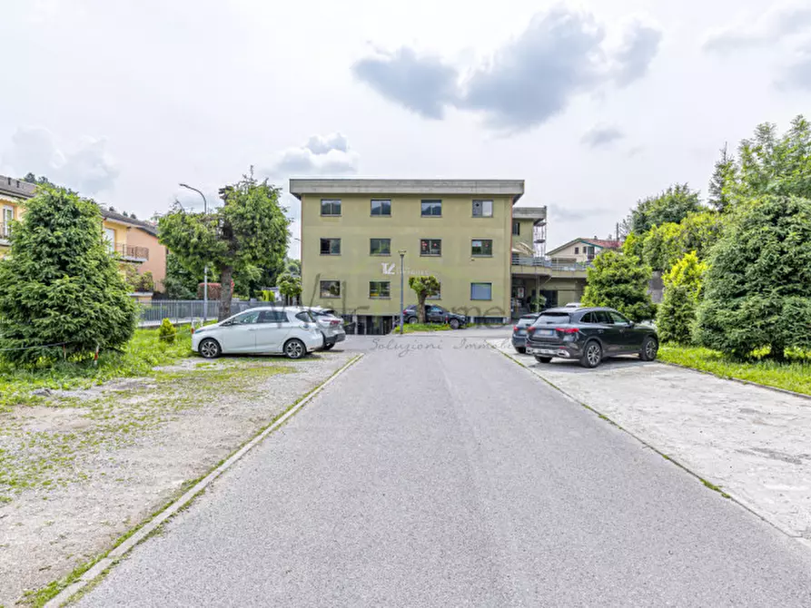 Immagine 1 di Ufficio in affitto  in Via Emilio Cantaluppi a Lipomo