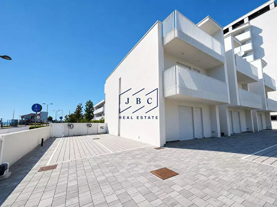 Immagine 1 di Appartamento in vendita  in Via Equilio 30 a Jesolo