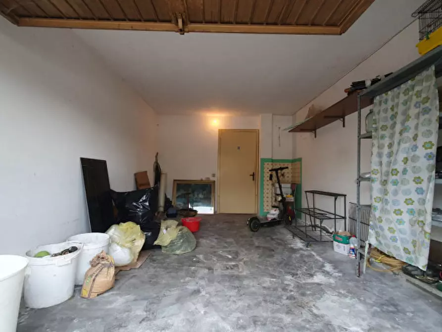 Immagine 24 di Appartamento in vendita  in Via Piave a Mirandola