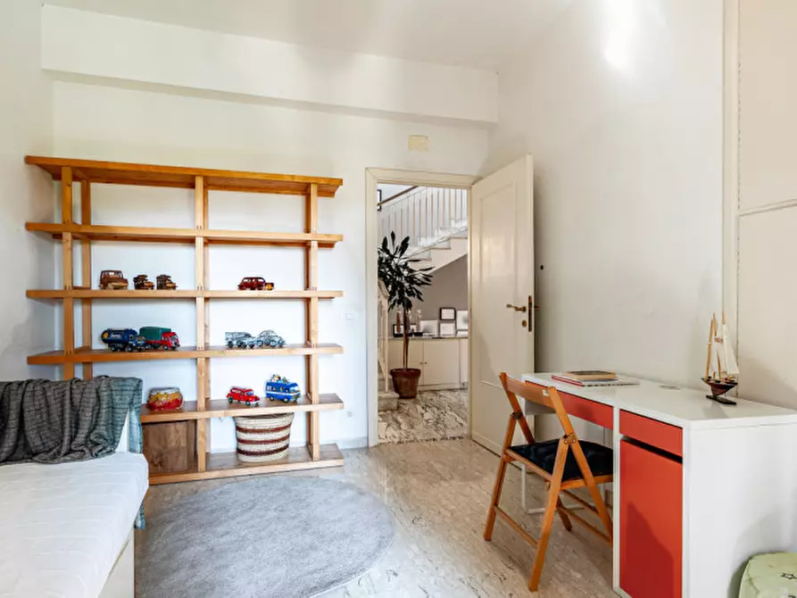 Immagine 43 di Casa bifamiliare in vendita  in Vai Edgardo Negri 84 a Roma