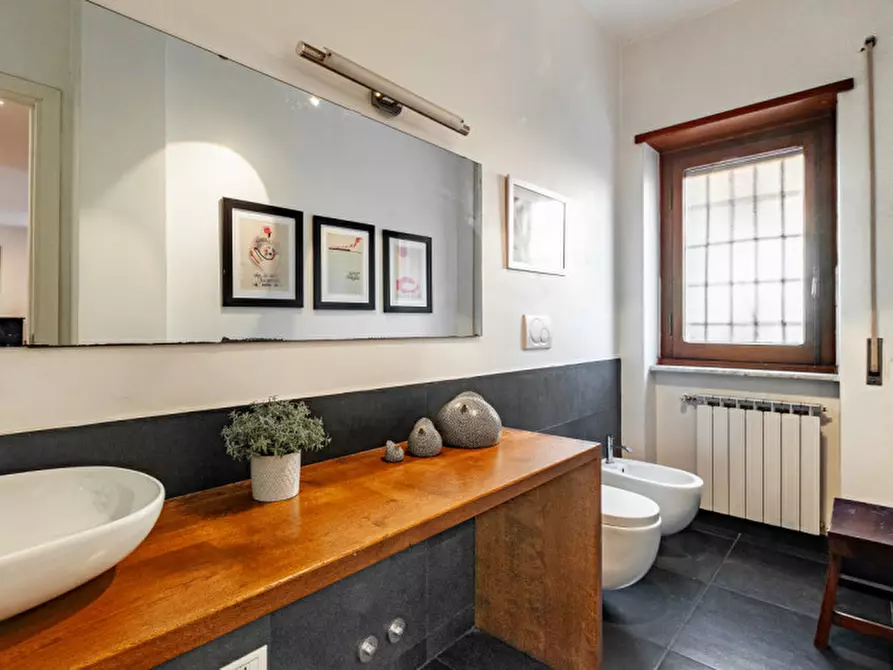 Immagine 62 di Casa bifamiliare in vendita  in Vai Edgardo Negri 84 a Roma