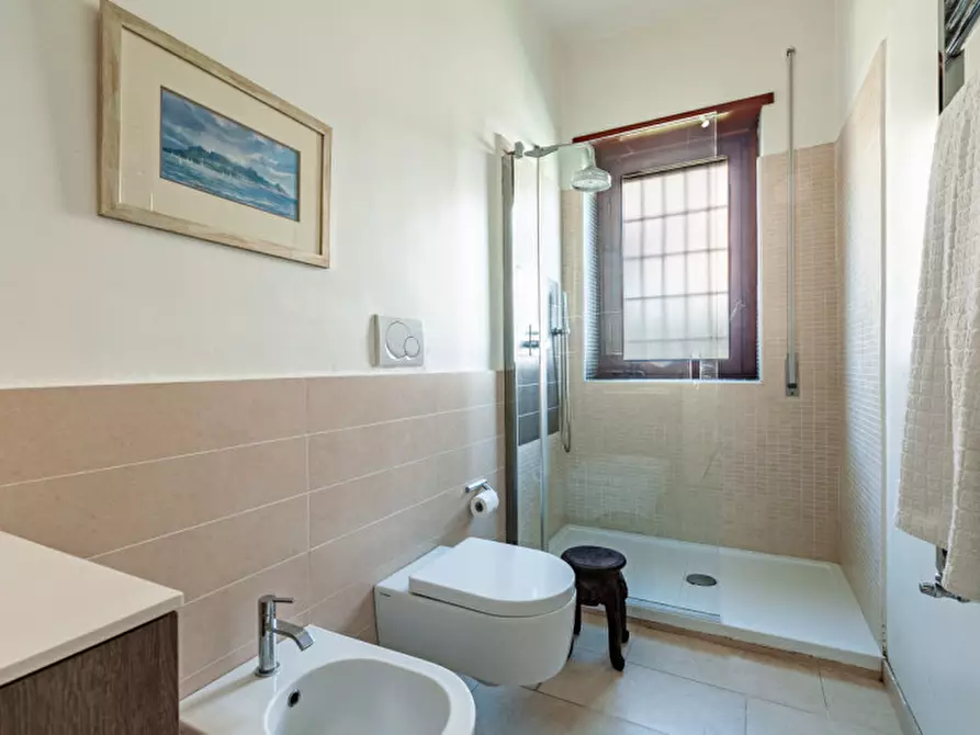 Immagine 66 di Casa bifamiliare in vendita  in Vai Edgardo Negri 84 a Roma