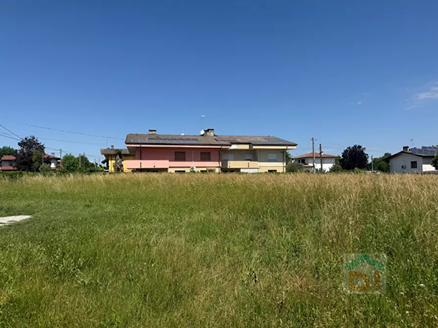Immagine 15 di Terreno in vendita  in Via Alessandro Volta a Porpetto
