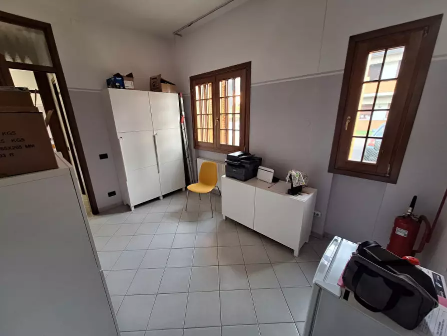 Immagine 2 di Ufficio in affitto  in Via Anzano 174 a Cappella Maggiore