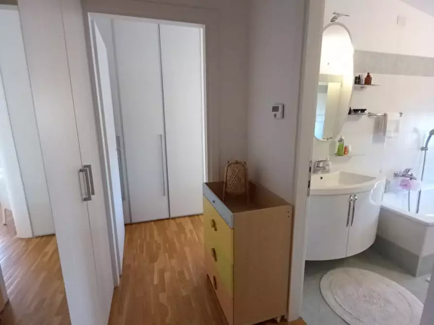 Immagine 39 di Appartamento in vendita  in via bolzano a Rubano