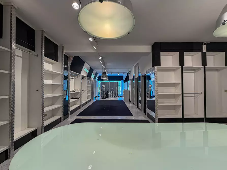 Immagine 8 di Negozio in affitto  in Via Vittorio Emanuele 192 a Legnaro