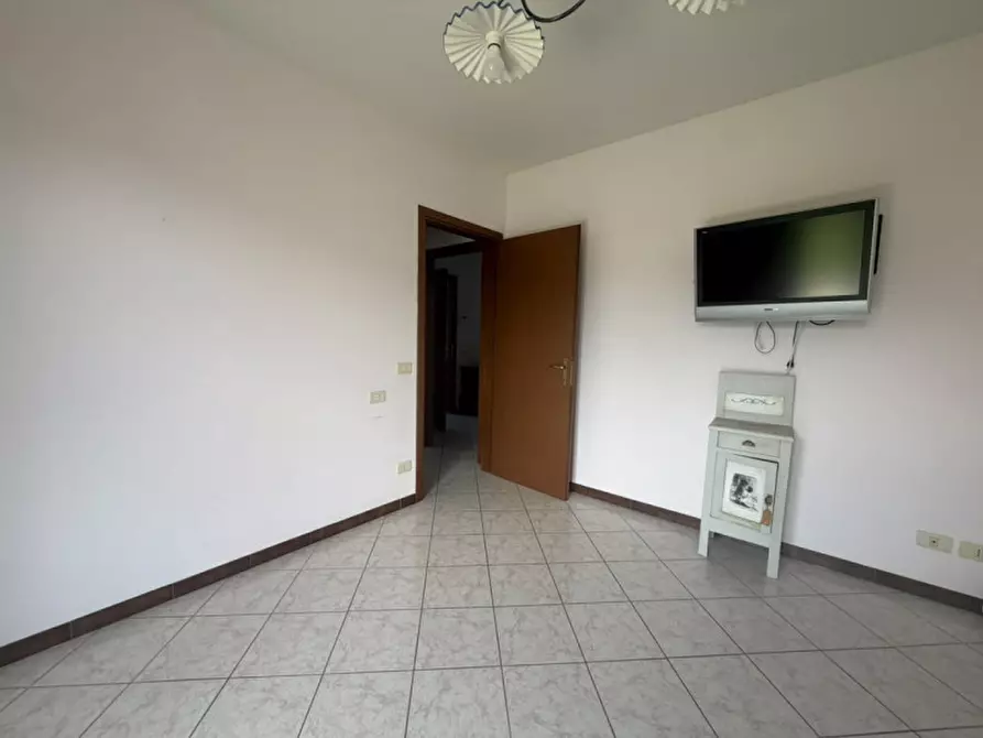 Immagine 12 di Appartamento in vendita  in Via Bacchi Mellini a Brescello