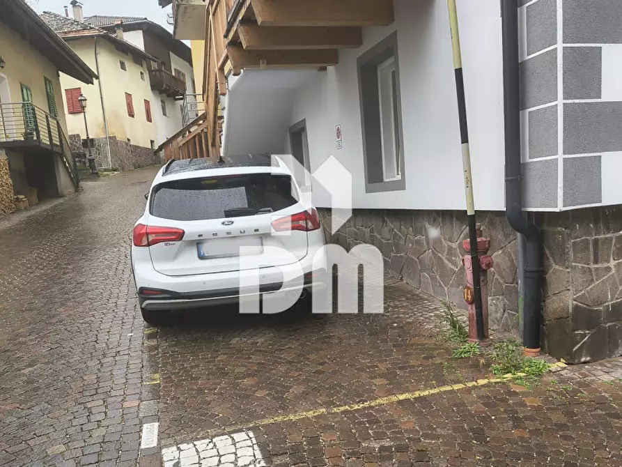 Immagine 2 di Appartamento in vendita  in Via Fiemme a Castello-Molina Di Fiemme