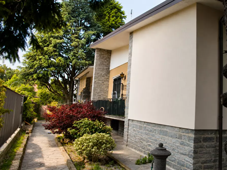 Immagine 24 di Villa in vendita  in via Nino Bixio 14 a Nerviano