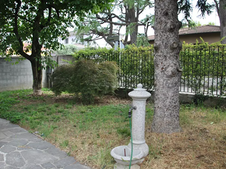 Immagine 27 di Villa in vendita  in via Nino Bixio 14 a Nerviano