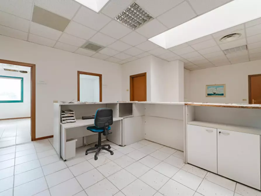 Immagine 1 di Ufficio in vendita  in Via Giorgio la Pira a San Donà Di Piave