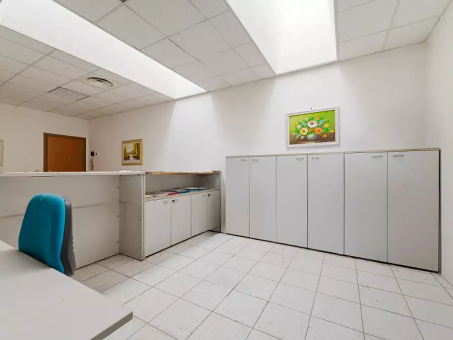 Immagine 9 di Ufficio in vendita  in Via Giorgio la Pira a San Donà Di Piave