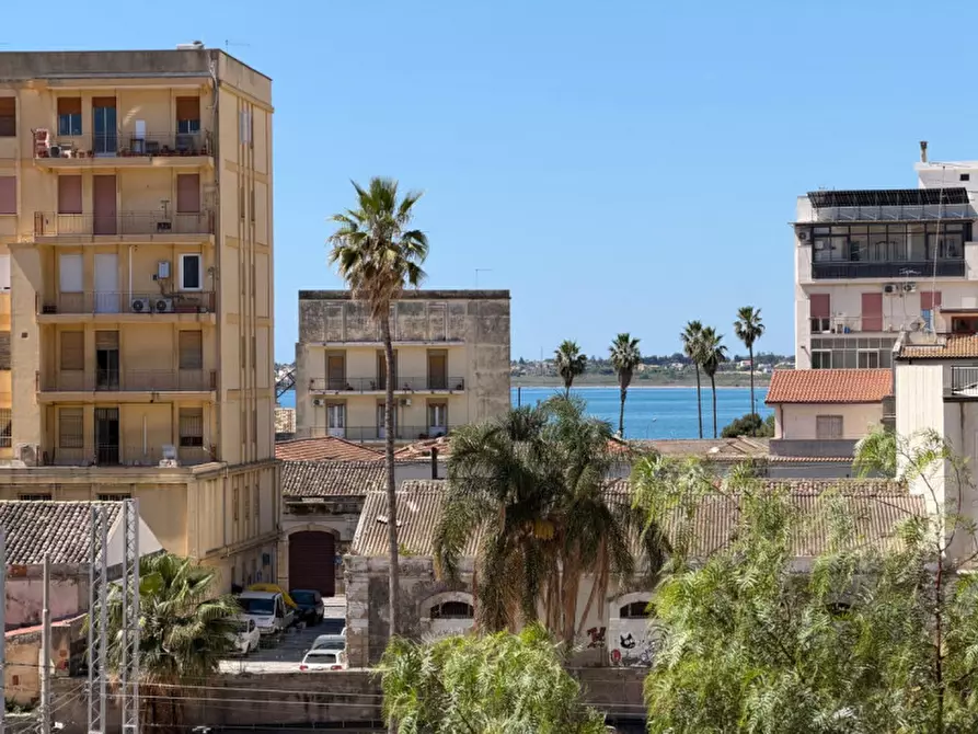 Immagine 14 di Appartamento in vendita  in Via Brenta 37 a Siracusa