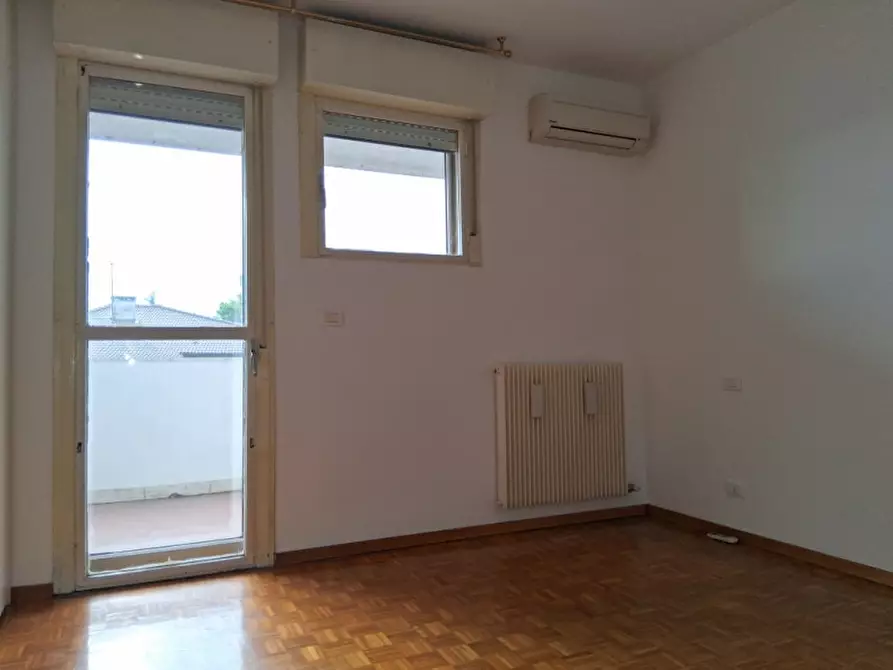 Immagine 14 di Appartamento in vendita  in via Giovanni Amendola, n. 6 a Vicenza
