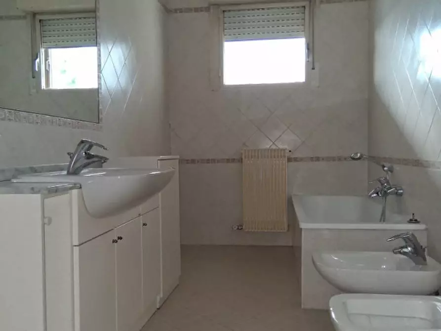 Immagine 22 di Appartamento in vendita  in via Giovanni Amendola, n. 6 a Vicenza