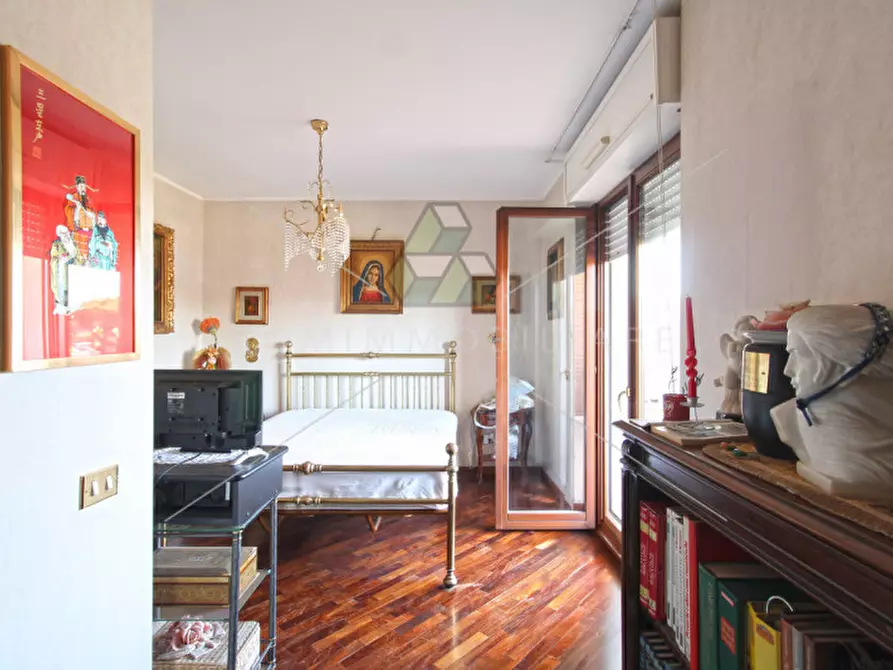 Immagine 9 di Appartamento in vendita  in Via Francesco Cilea a Roma