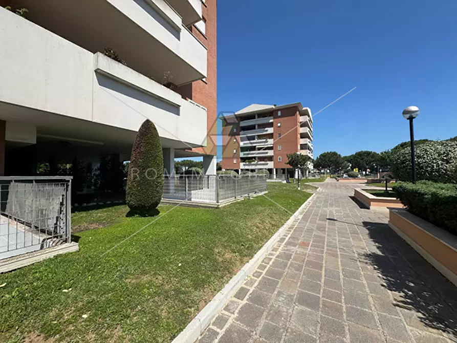 Immagine 24 di Appartamento in vendita  in Via Francesco Cilea a Roma