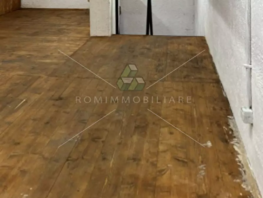 Immagine 11 di Garage in vendita  in Via Michele Pironti a Roma