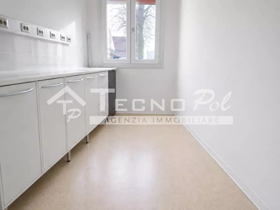 Immagine 6 di Ufficio in affitto  in Via Monte Grappa a San Giorgio Delle Pertiche