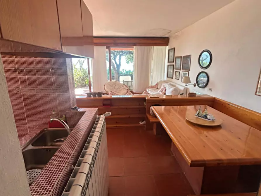Immagine 8 di Appartamento in vendita  in via delle mimose a Orbetello