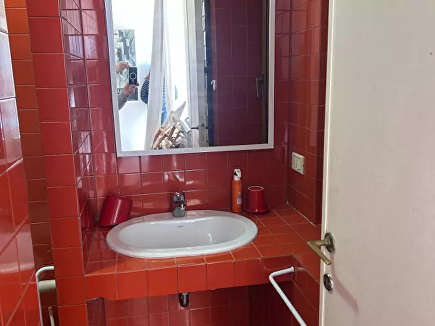 Immagine 15 di Appartamento in vendita  in via delle mimose a Orbetello