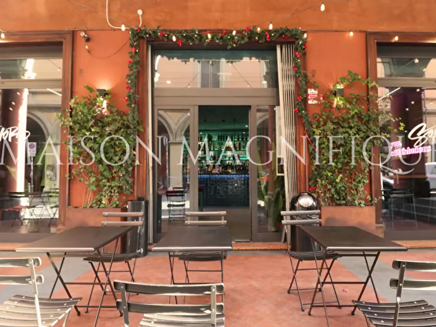 Immagine 4 di Attività commerciale in vendita  in Piazza Aldrovandi a Bologna