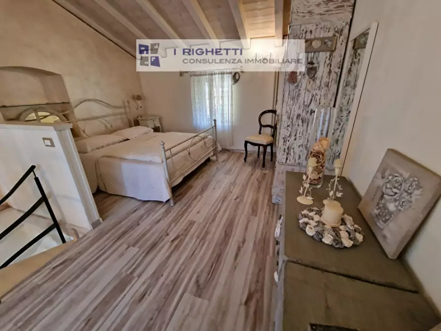 Immagine 15 di Villetta a schiera in vendita  in Loc. La Pozza a Torri Del Benaco