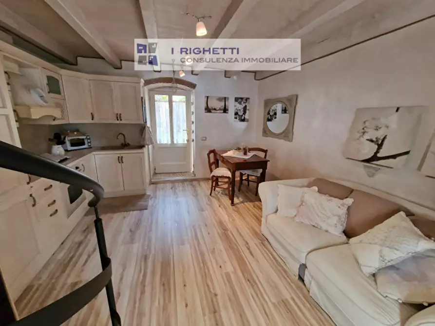 Immagine 18 di Villetta a schiera in vendita  in Loc. La Pozza a Torri Del Benaco