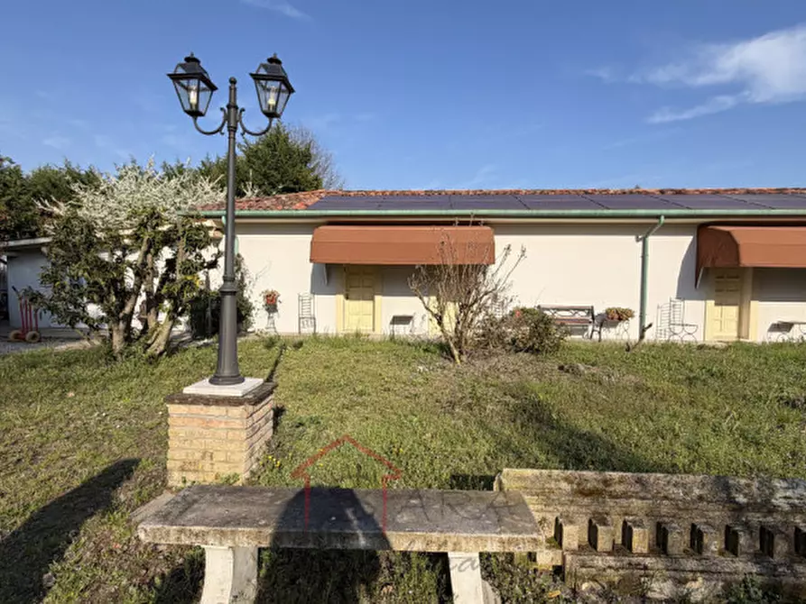 Immagine 1 di Terreno in vendita  in Via Nazionale a Mira