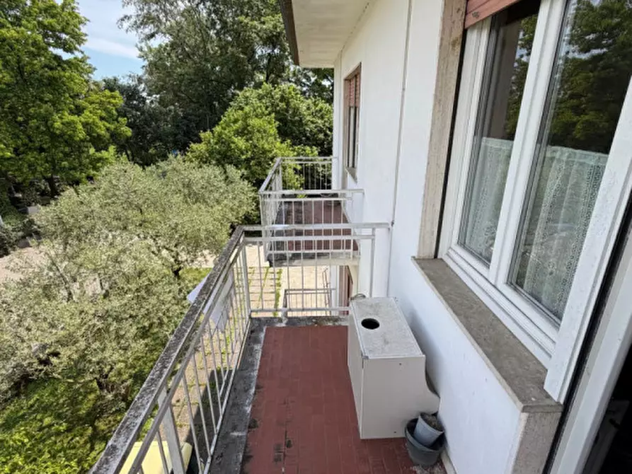 Immagine 8 di Casa bifamiliare in vendita  a Schio
