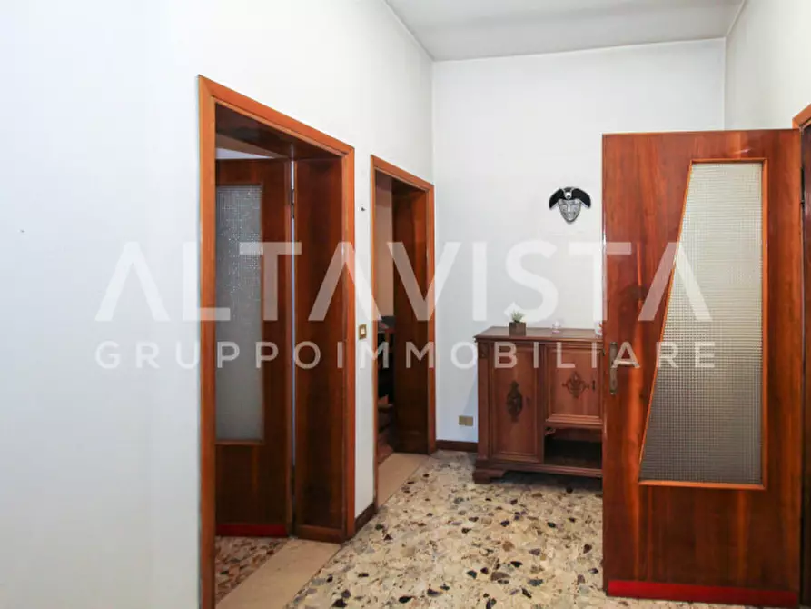 Immagine 4 di Casa indipendente in vendita  in Via Stazione a Calcinato