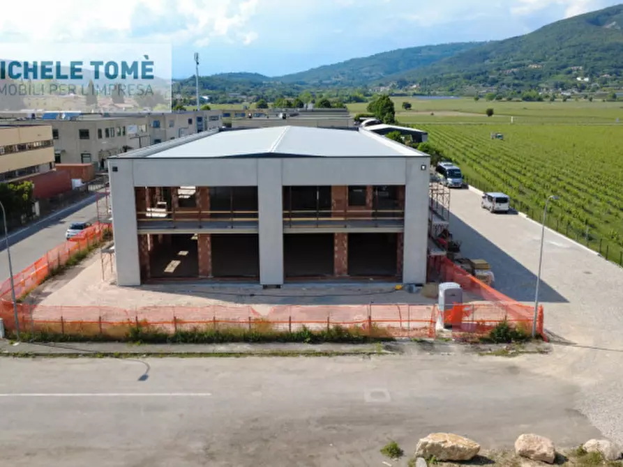 Immagine 6 di Ufficio in affitto  in via san giuseppe artigiano a Costermano sul Garda