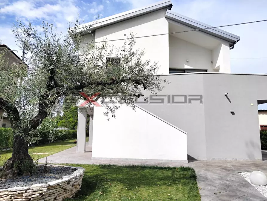 Immagine 23 di Villa in vendita  in Via G. Matteotti n. 20 bis a Cavarzere