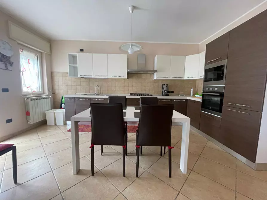 Immagine 9 di Appartamento in vendita  in Via Nitti a Marsicovetere