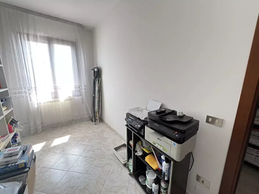 Immagine 12 di Appartamento in vendita  in Strada Statale 309 Romea a Chioggia