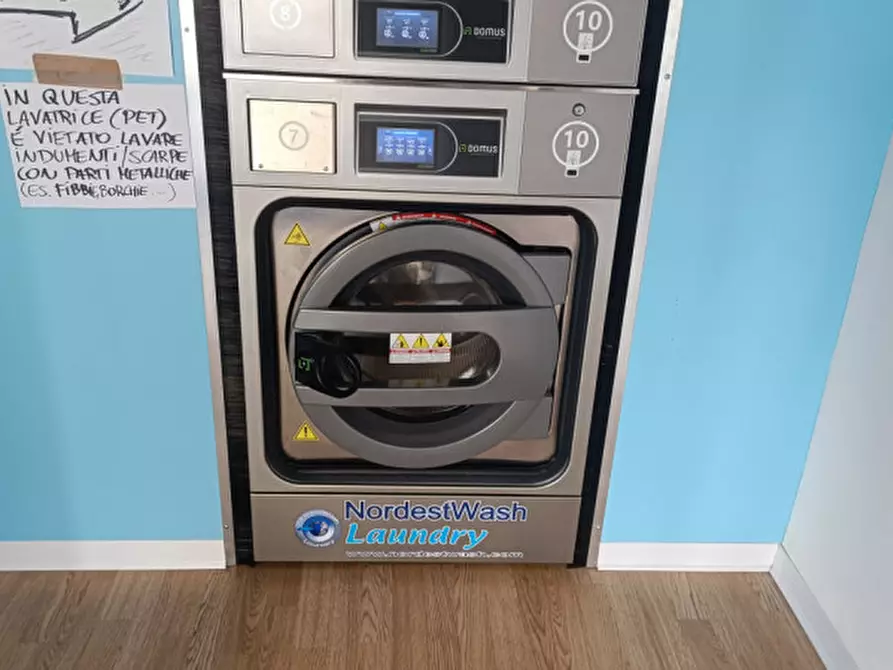 Immagine 8 di Attività commerciale in vendita  in Via Annibale Vecchi 105 a Perugia