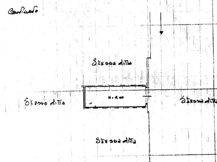 Immagine 2 di Garage in vendita  in Via Alcibiade 60 a Siracusa