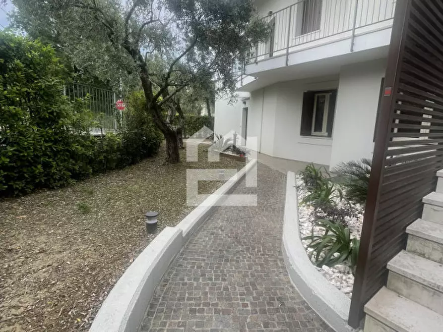 Immagine 11 di Appartamento in vendita  in via castellana a Soiano Del Lago