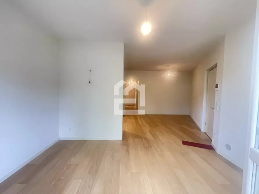 Immagine 14 di Appartamento in vendita  in via castellana a Soiano Del Lago