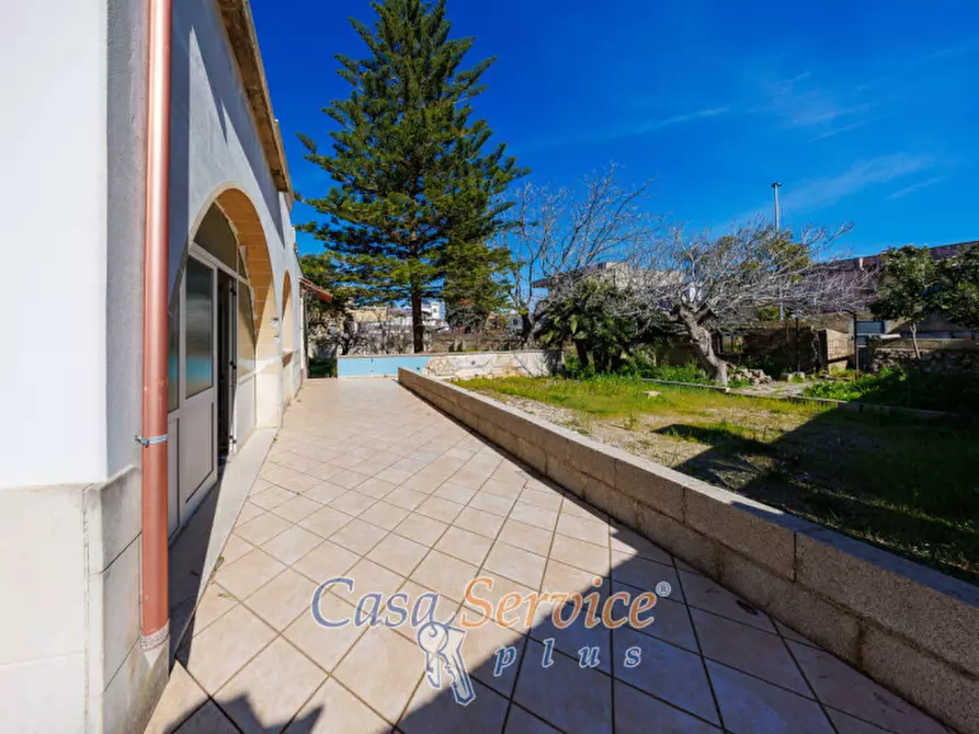 Immagine 4 di Villa in vendita  in Via Francesco Crispi a Taurisano