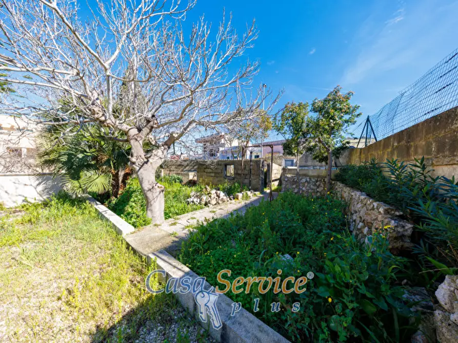 Immagine 7 di Villa in vendita  in Via Francesco Crispi a Taurisano