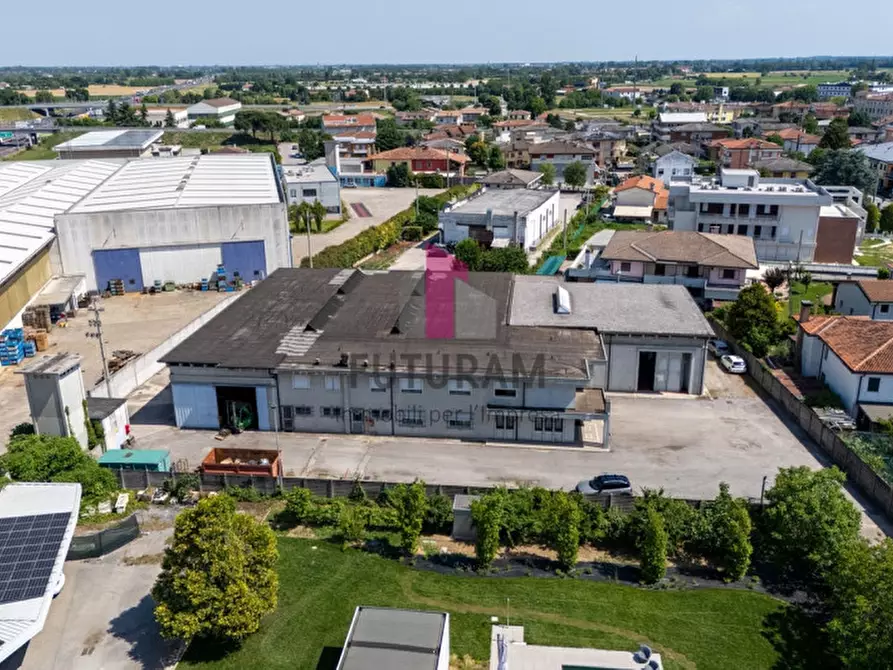 Immagine 4 di Capannone industriale in vendita  in VIA DE GASPERI,80 GRISIGNANO DI ZOCCO a Grisignano Di Zocco
