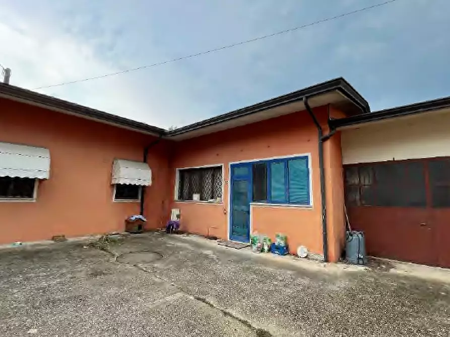 Immagine 11 di Casa indipendente in vendita  in Via Pastoreria, 10 a Gazzo Padovano