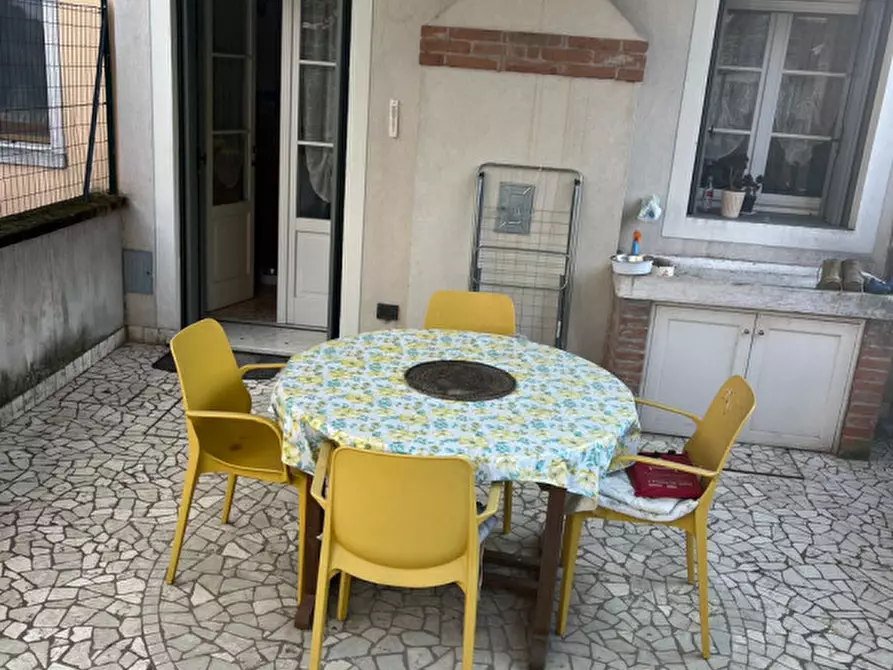 Immagine 12 di Villetta a schiera in vendita  in Via Roma a Caldogno