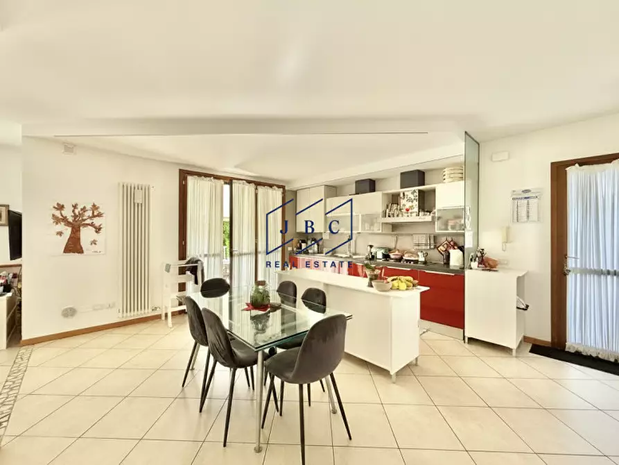 Immagine 3 di Appartamento in vendita  in VIA OLANDA n. 19 a Jesolo