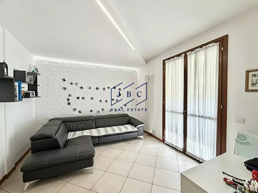 Immagine 9 di Appartamento in vendita  in VIA OLANDA n. 19 a Jesolo