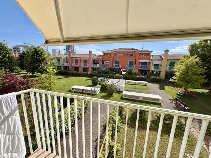 Immagine 11 di Appartamento in vendita  in VIA OLANDA n. 19 a Jesolo