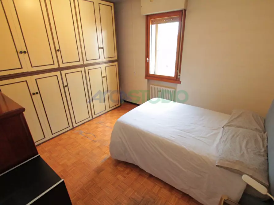 Immagine 13 di Appartamento in vendita  in Via Medici a Vicenza