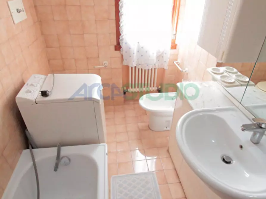 Immagine 25 di Appartamento in vendita  in Via Medici a Vicenza