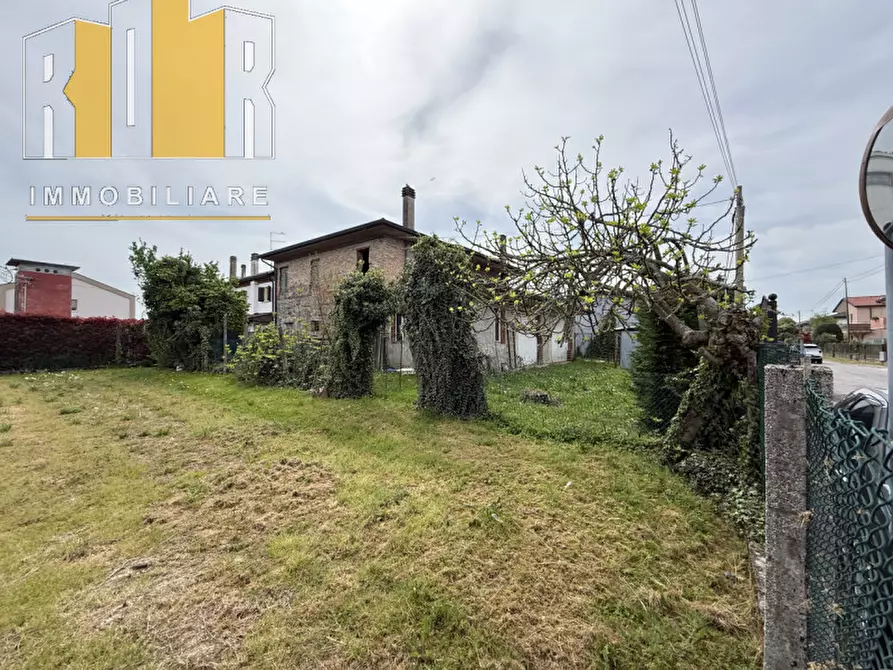Immagine 7 di Casa bifamiliare in vendita  in Via Quattrocà 22 a Vigonza